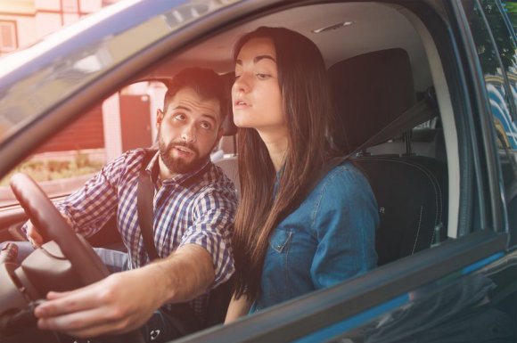 Professionnel proposant une formule de conduite accompagnée 