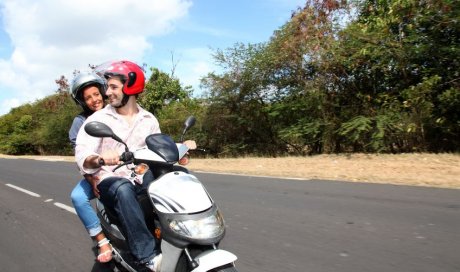 Auto-école pour passer le permis moto pour conduire un scooter