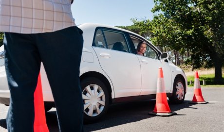 Formation en conduite supervisée avant passage du permis de conduire 